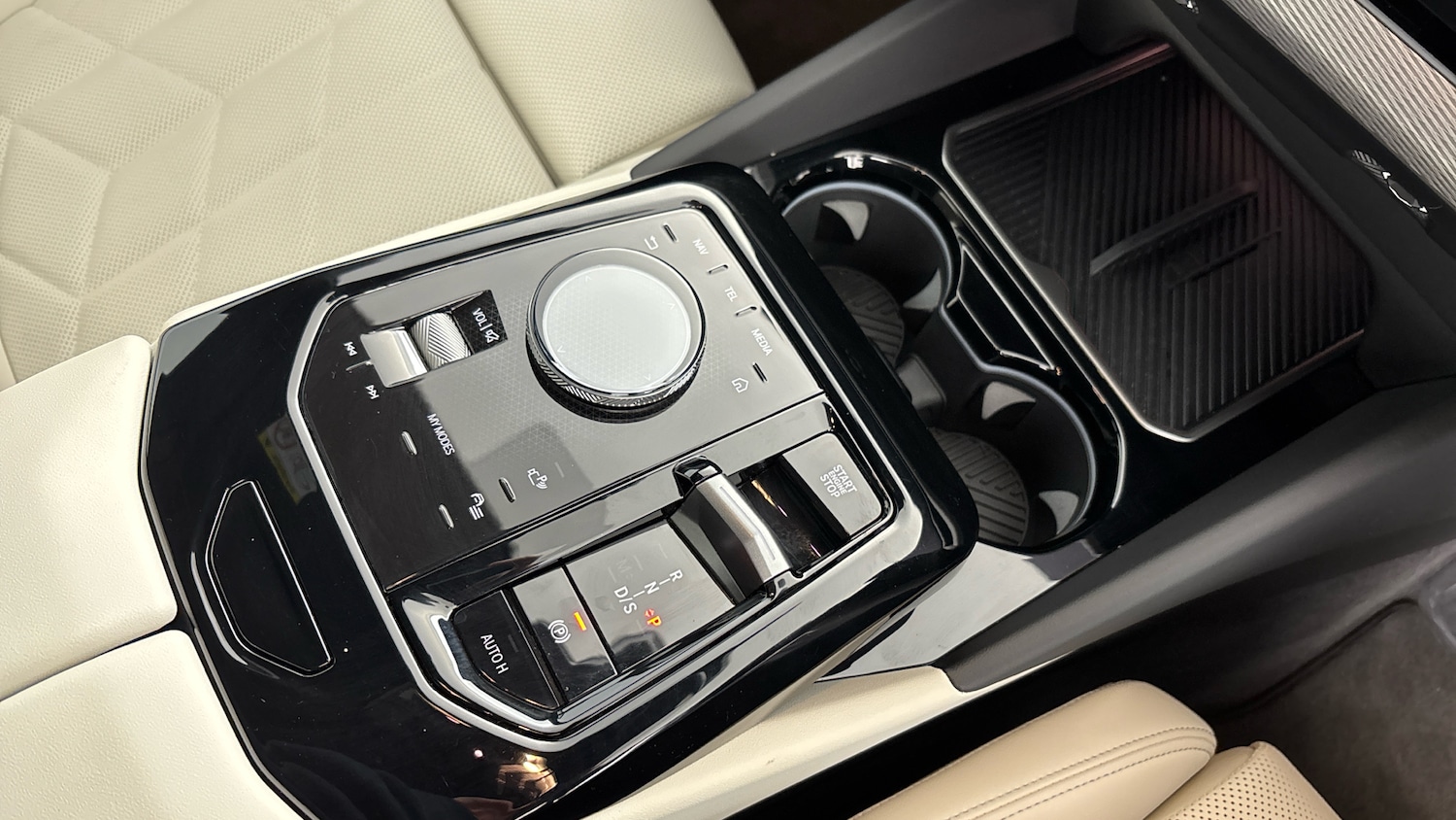 Used BMW 5 Series 2024 for sale - 76859693: Photo 10