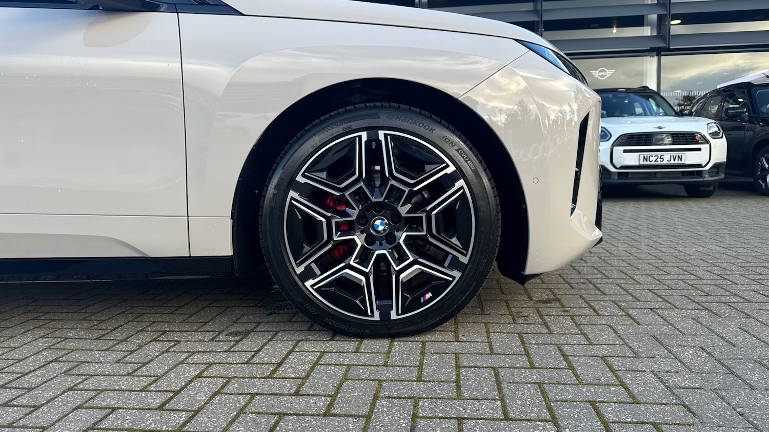 Used BMW iX 2025 for sale - 77068959: Photo 14