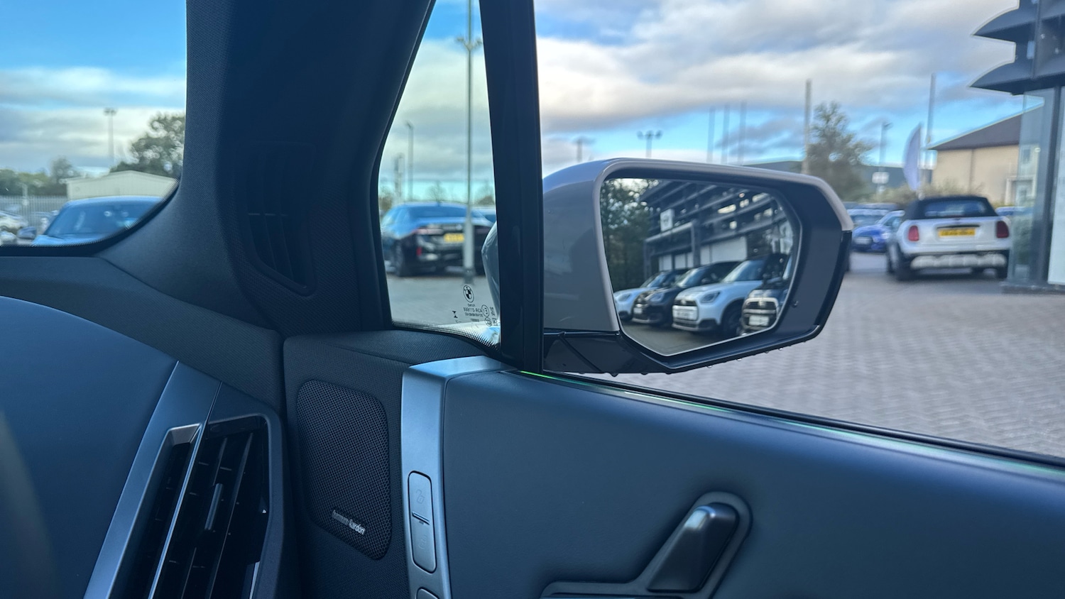 Used BMW iX 2025 for sale - 77068959: Photo 20
