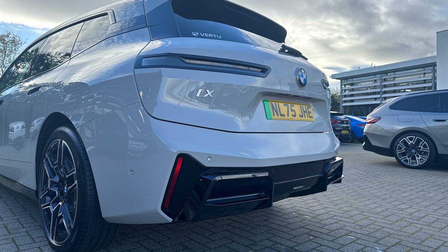 Used BMW iX 2025 for sale - 77068959: Photo 30