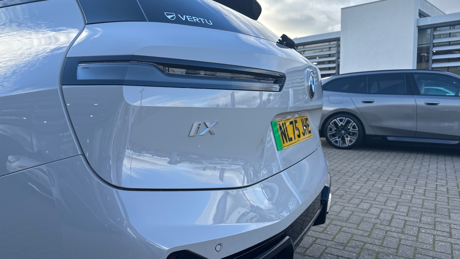 Used BMW iX 2025 for sale - 77068959: Photo 31