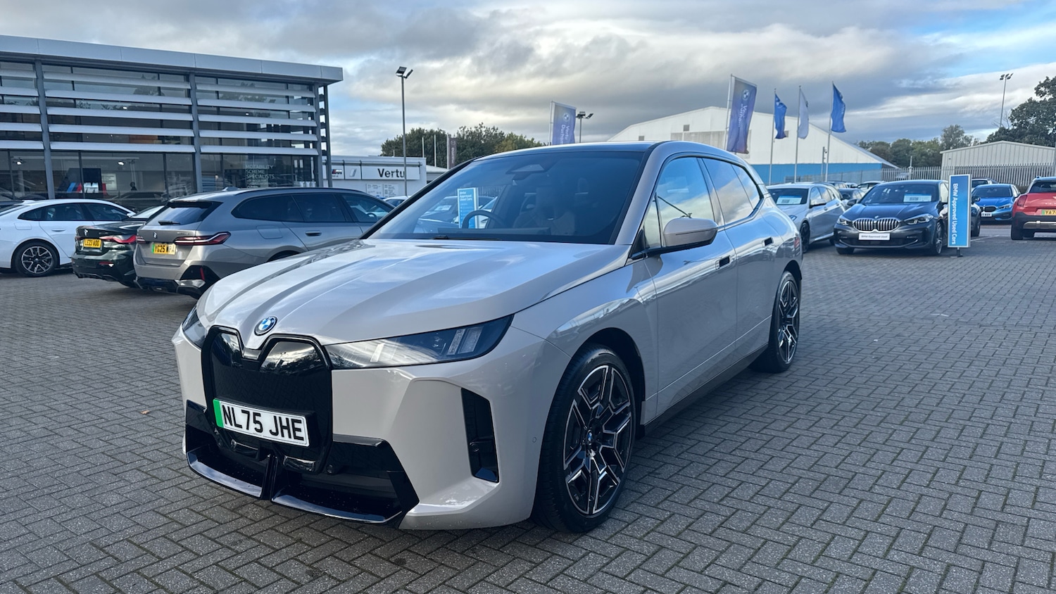 Used BMW iX 2025 for sale - 77068959: Photo 35