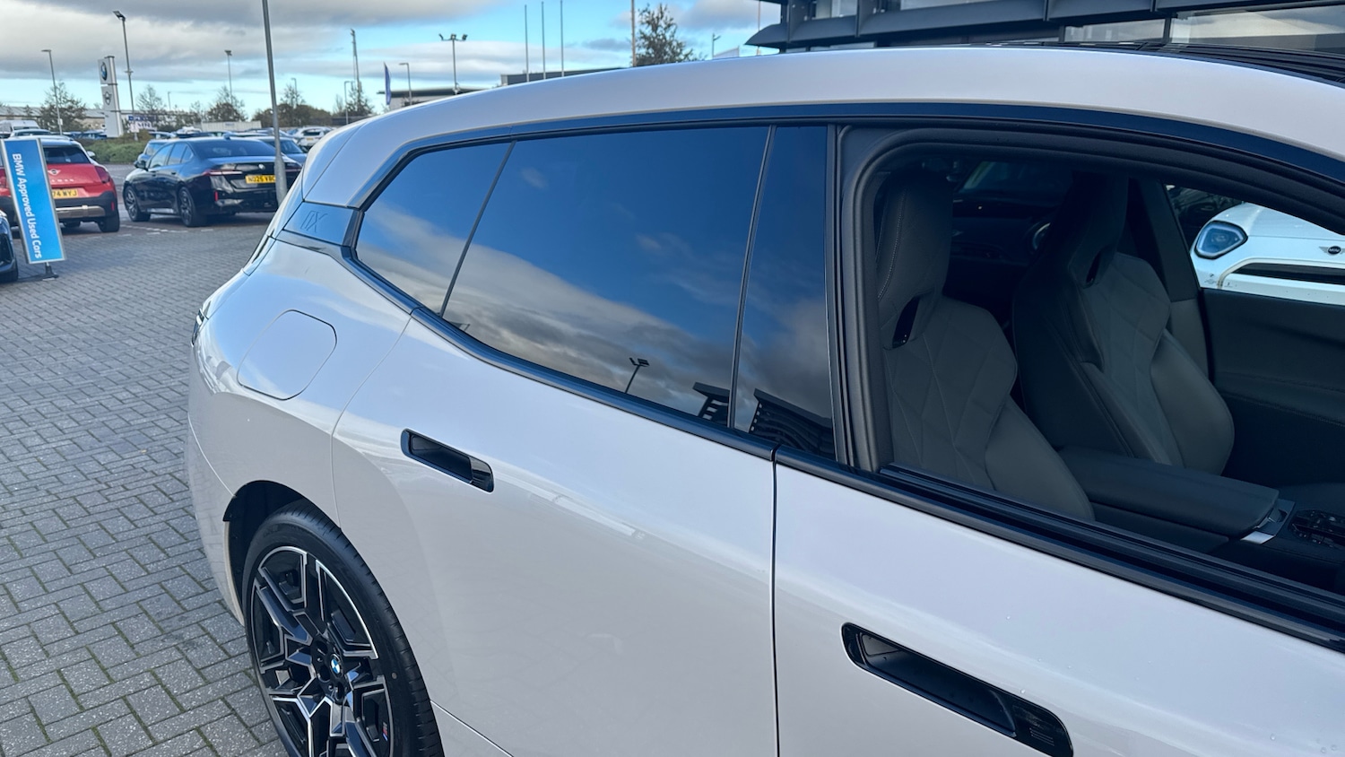 Used BMW iX 2025 for sale - 77068959: Photo 43