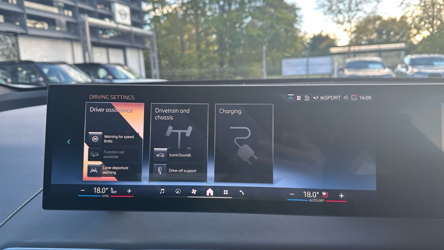 Used BMW iX 2025 for sale - 77068959: Photo 51