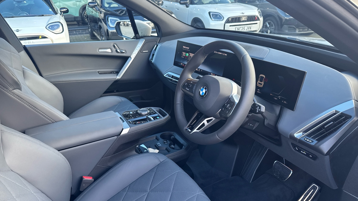 Used BMW iX 2025 for sale - 77068959: Photo 6