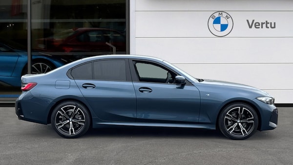 Used BMW 3 Series 2025 for sale - 76127103: Photo 3