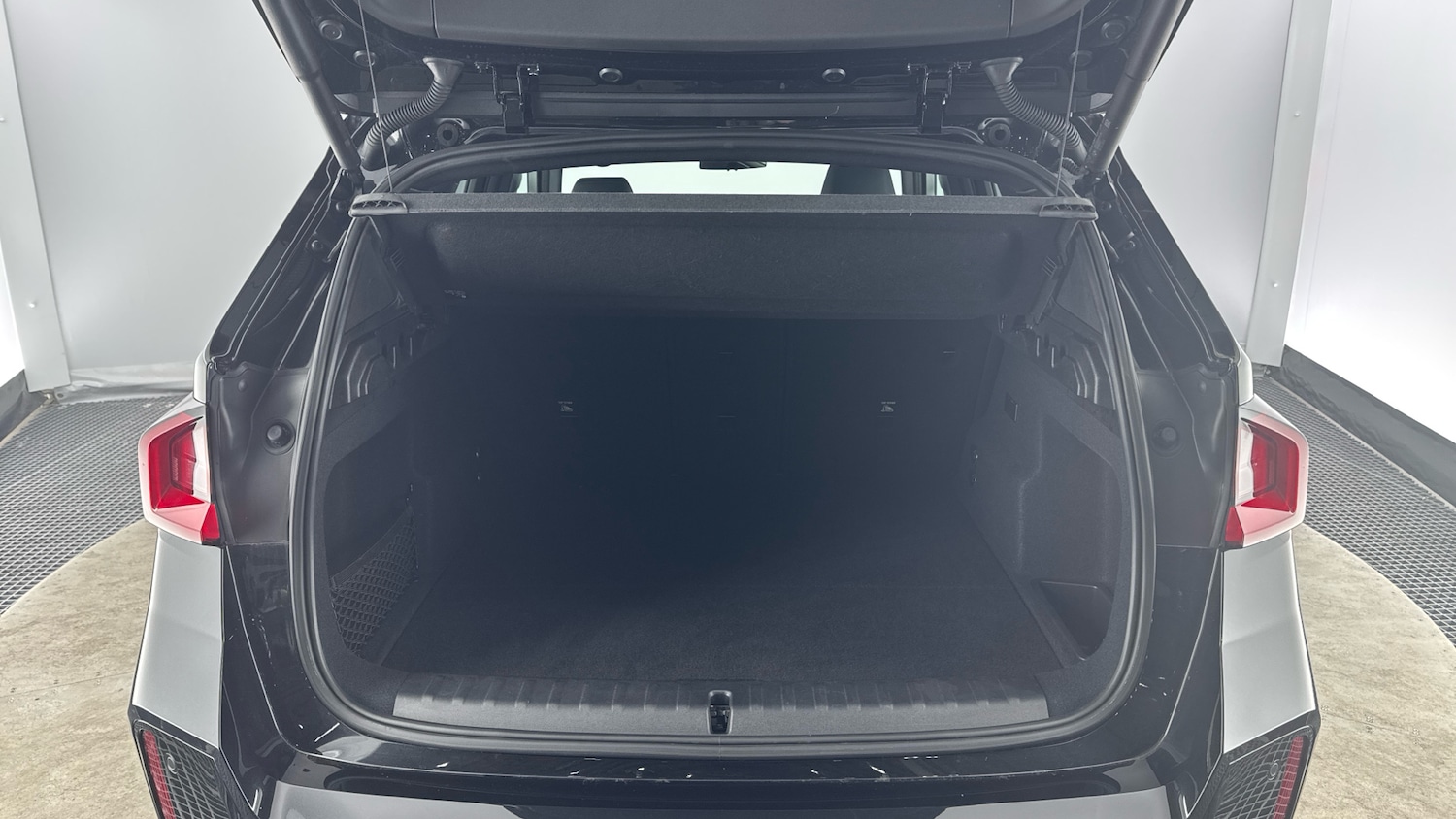 Used BMW iX1 2023 for sale - 77138448: Photo 13