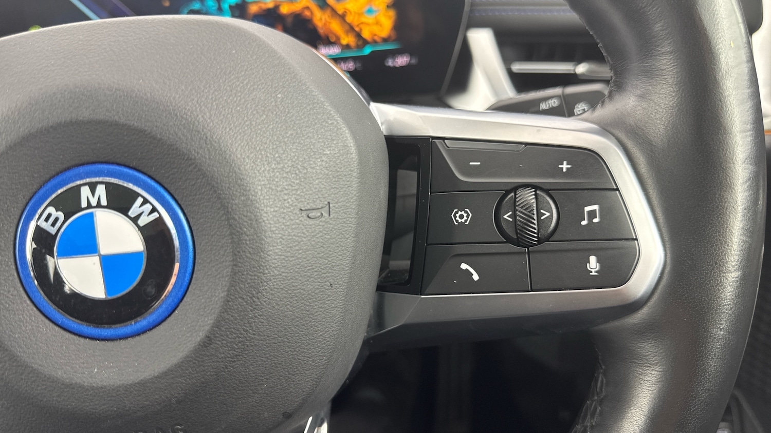 Used BMW iX1 2023 for sale - 77138448: Photo 18