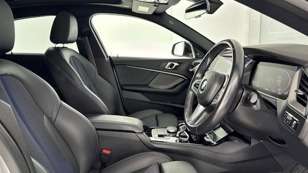 Used BMW 2 Series 2023 for sale - 76232265: Photo 11
