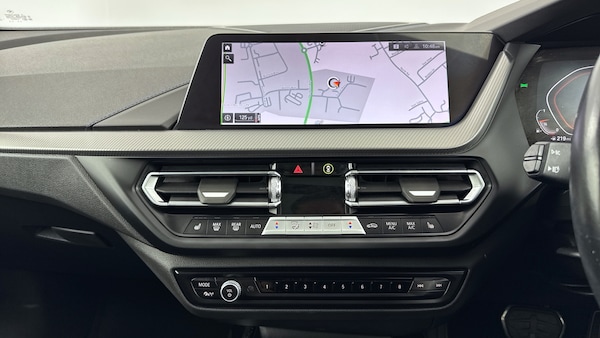 Used BMW 2 Series 2023 for sale - 76232265: Photo 8