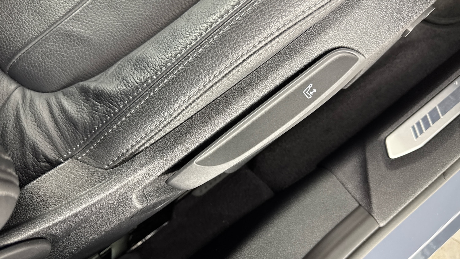 Used BMW 1 Series 2024 for sale - 77286137: Photo 27