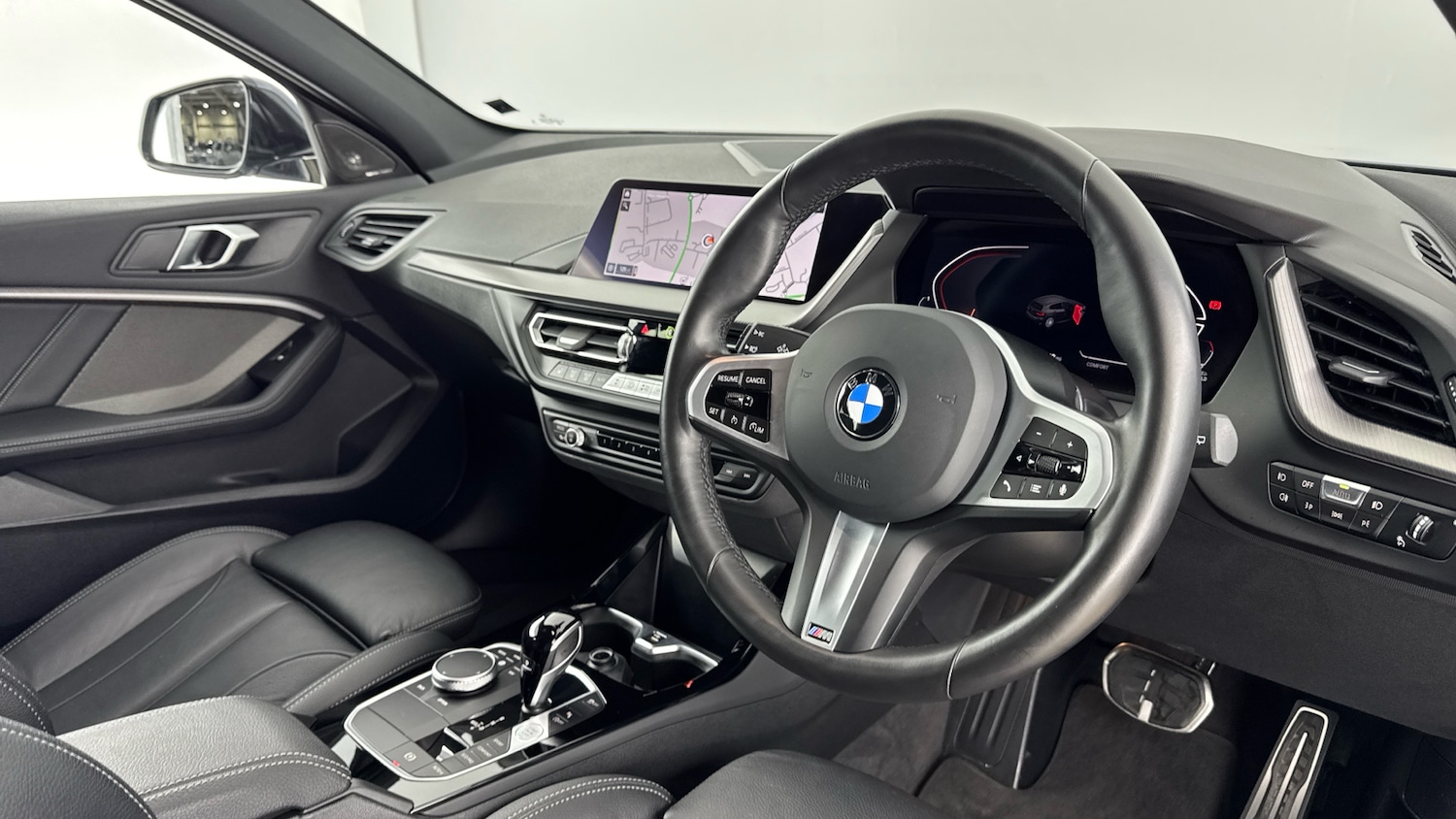 Used BMW 1 Series 2024 for sale - 77286137: Photo 6