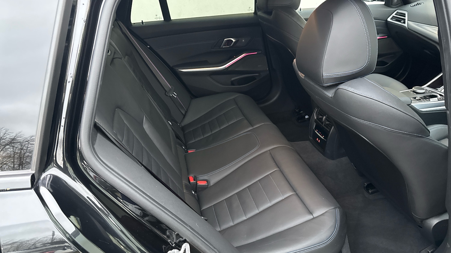 Used BMW 3 Series 2025 for sale - 77632360: Photo 12