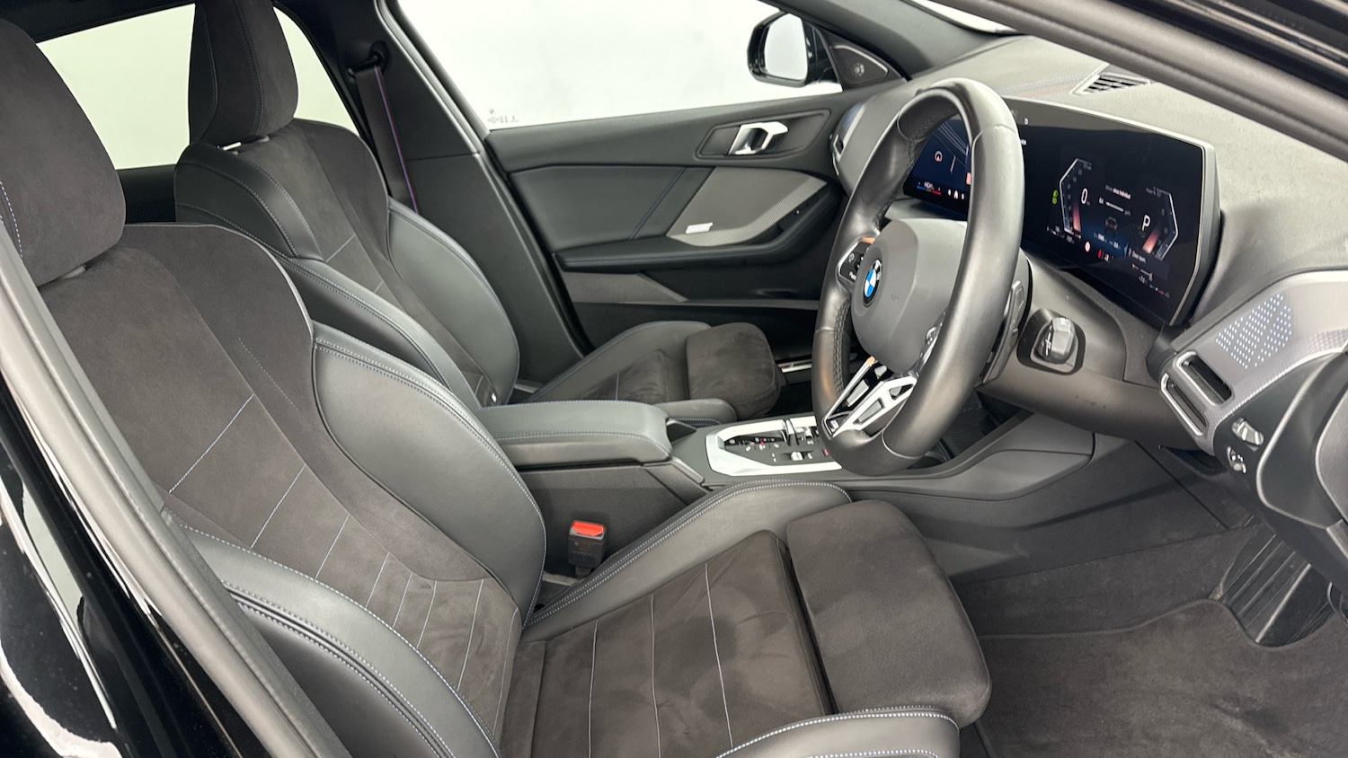 Used BMW 1 Series 2025 for sale - 77310447: Photo 11