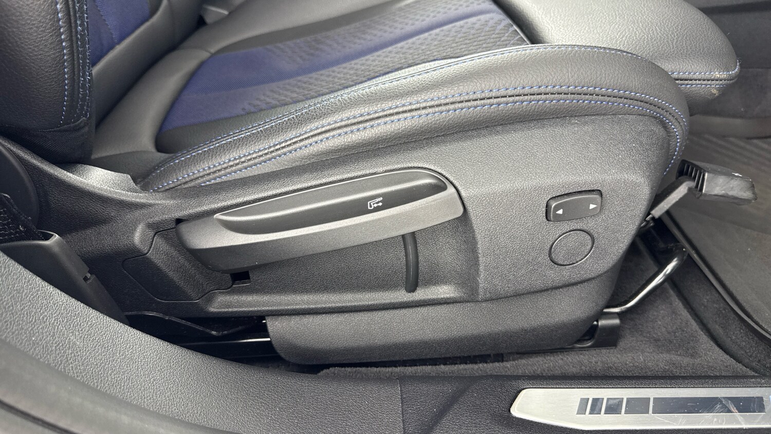 Used BMW 1 Series 2023 for sale - 78027067: Photo 30