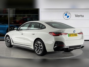 Used BMW i4 2022 for sale - 76253885: Photo 2