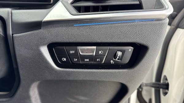 Used BMW i4 2022 for sale - 76253885: Photo 30