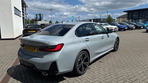 Used BMW 3 Series 2025 for sale - 75723271: Photo 24