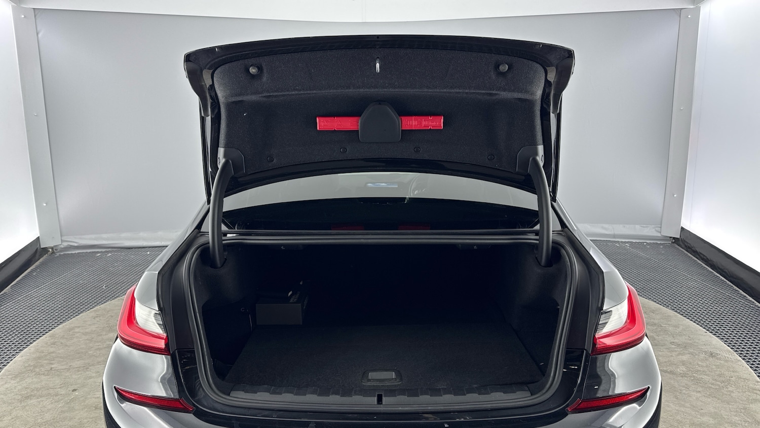 Used BMW 3 Series 2019 for sale - 77213315: Photo 13