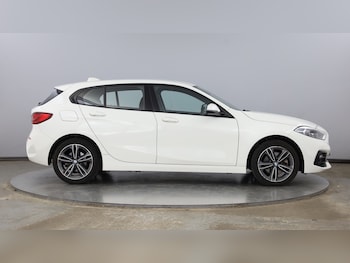 Used BMW 1 Series 2021 for sale - 77366055: Photo