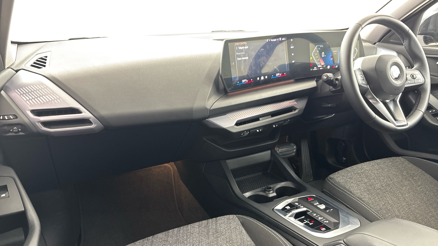 Used BMW 1 Series 2025 for sale - 76504379: Photo 7