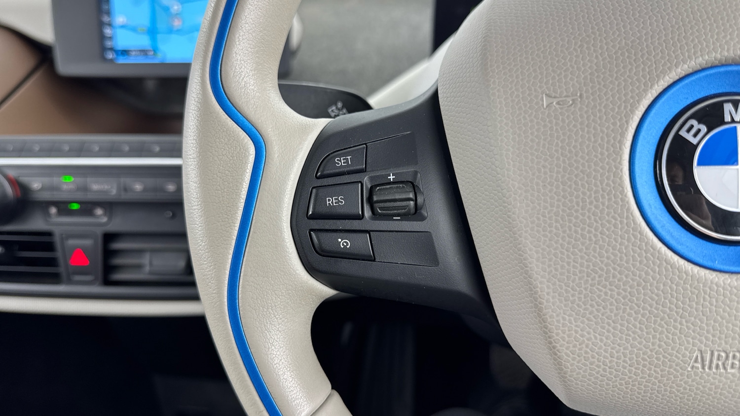 Used BMW i3 2022 for sale - 76818726: Photo 17