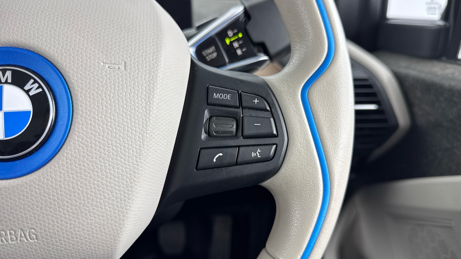 Used BMW i3 2022 for sale - 76818726: Photo 18