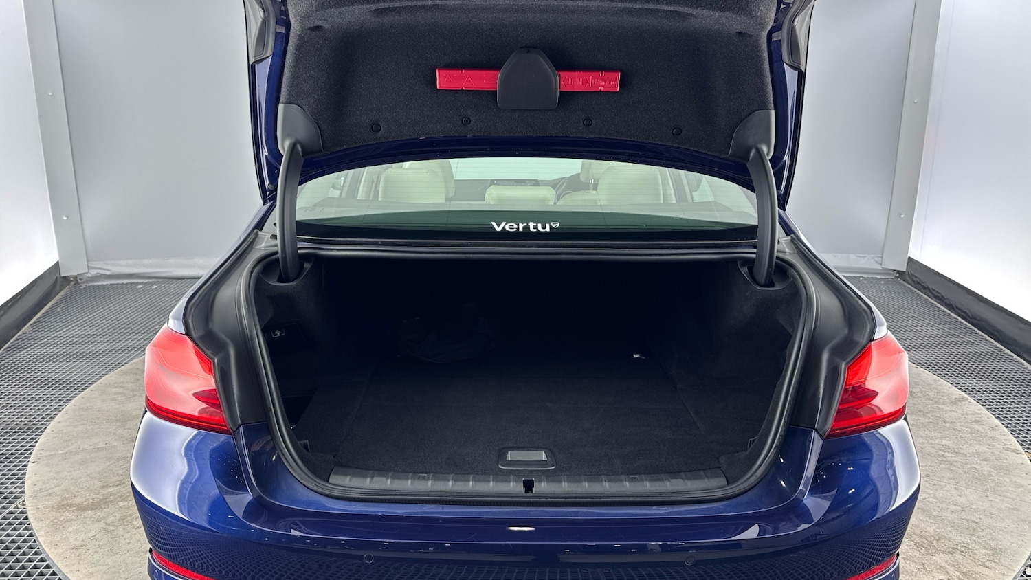 Used BMW 5 Series 2018 for sale - 76734355: Photo 13