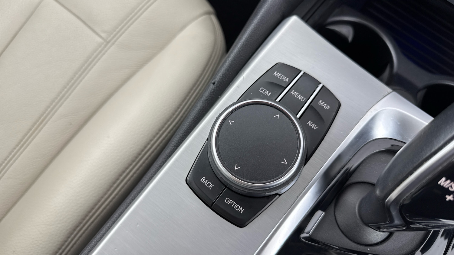 Used BMW 5 Series 2018 for sale - 76734355: Photo 28