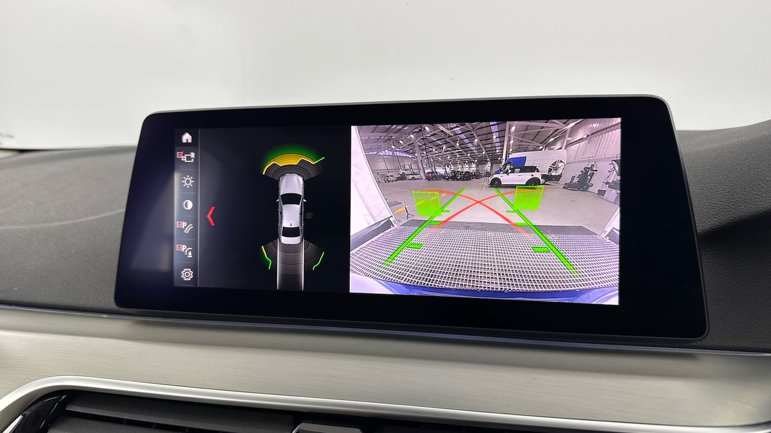 Used BMW 5 Series 2018 for sale - 76734355: Photo 31