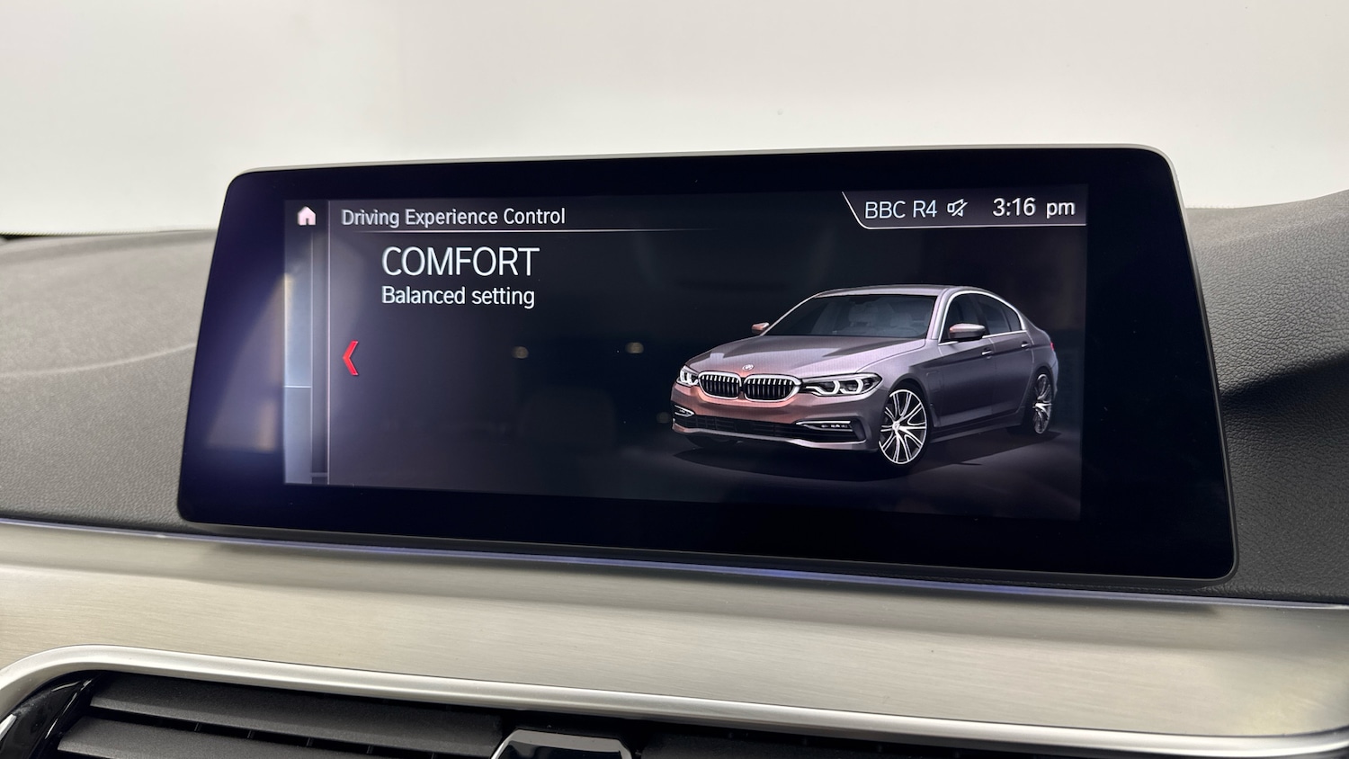 Used BMW 5 Series 2018 for sale - 76734355: Photo 33