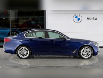 Used BMW 5 Series 2018 for sale - 76734355: Photo