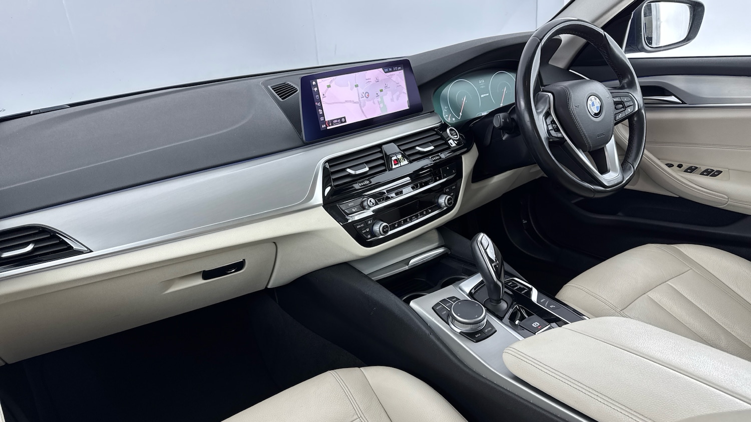 Used BMW 5 Series 2018 for sale - 76734355: Photo 7