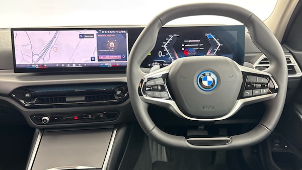Used BMW 3 Series 2025 for sale - 76028047: Photo 5