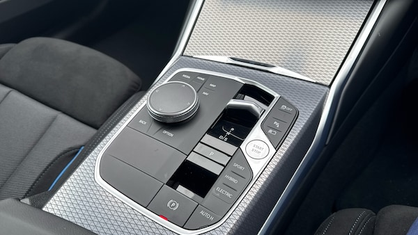 Used BMW 3 Series 2025 for sale - 76115805: Photo 10
