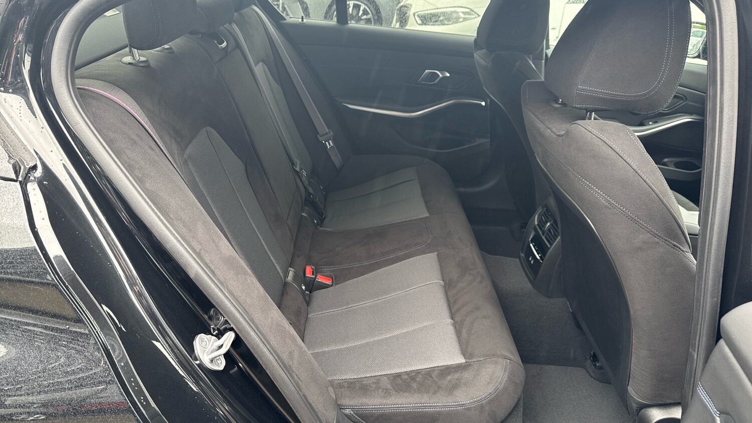 Used BMW 3 Series 2025 for sale - 76115805: Photo 12