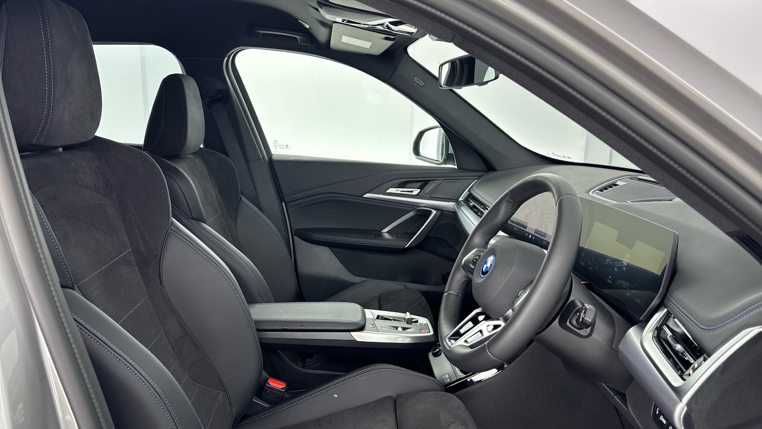 Used BMW iX1 2024 for sale - 76933504: Photo 11