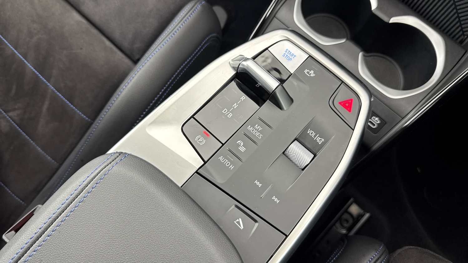 Used BMW iX1 2024 for sale - 76933504: Photo 19