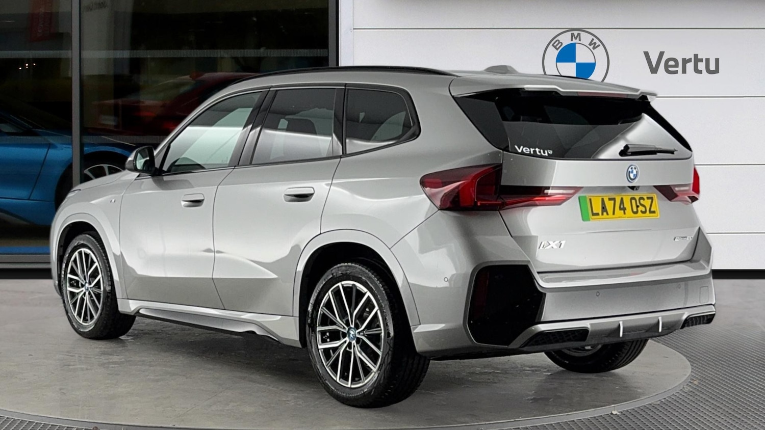 Used BMW iX1 2024 for sale - 76933504: Photo 2