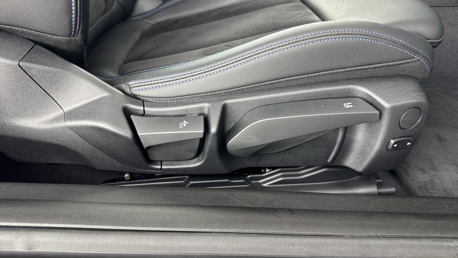 Used BMW 2 Series 2024 for sale - 78078031: Photo 32