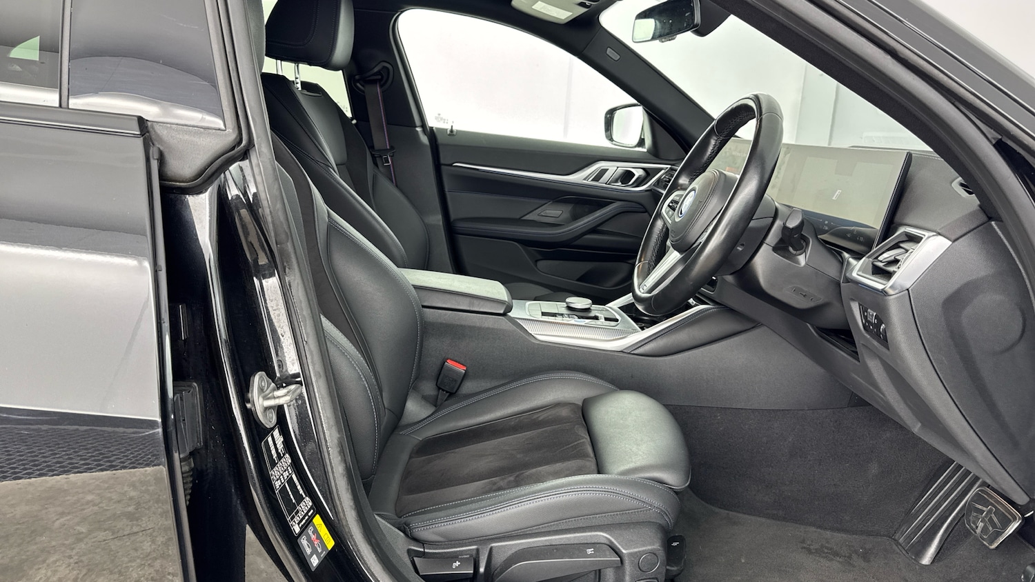 Used BMW i4 2023 for sale - 77461568: Photo 11