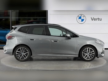 Used BMW 2 Series 2023 for sale - 76477091: Photo