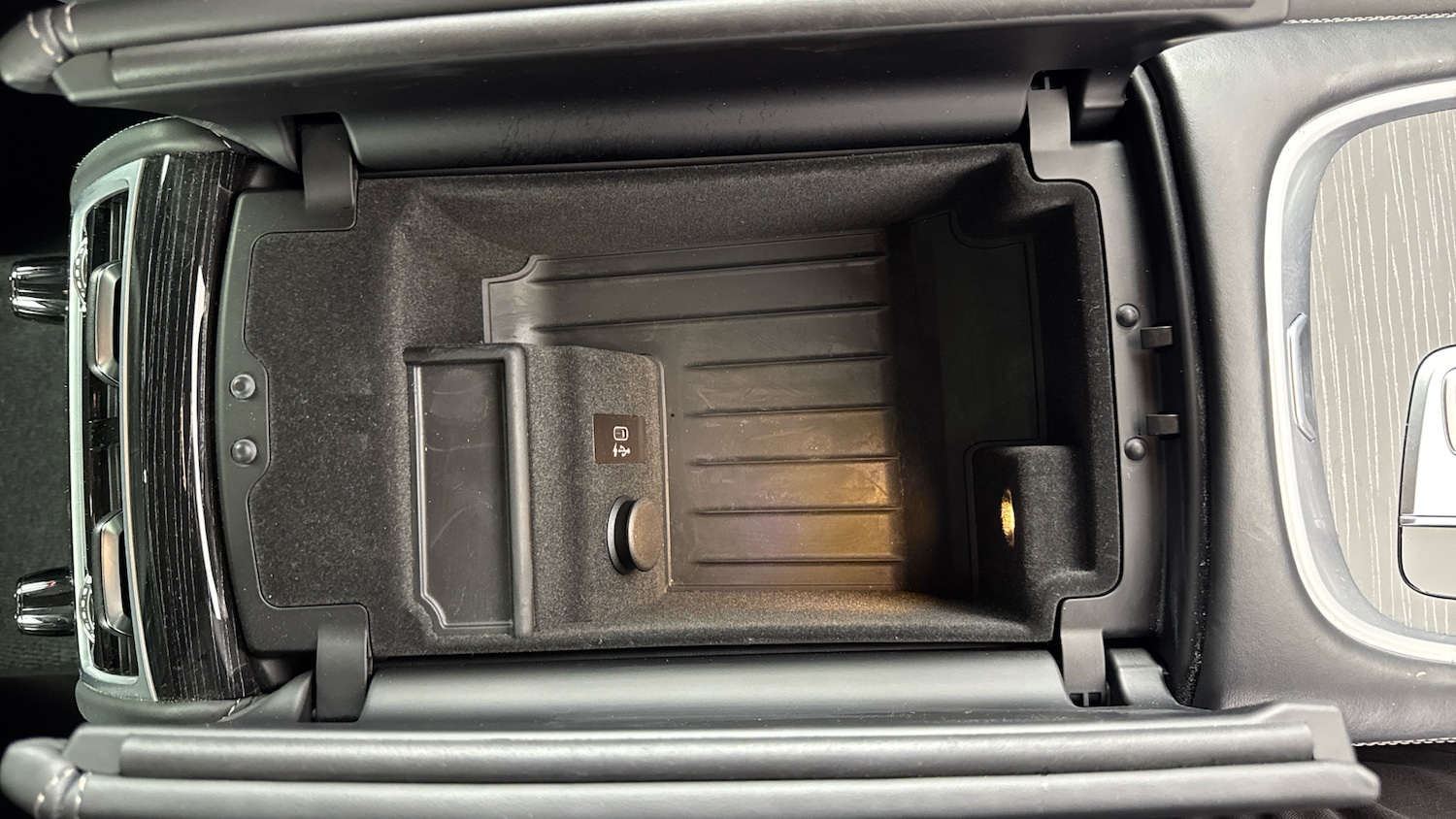 Used BMW 7 Series 2021 for sale - 77077241: Photo 40