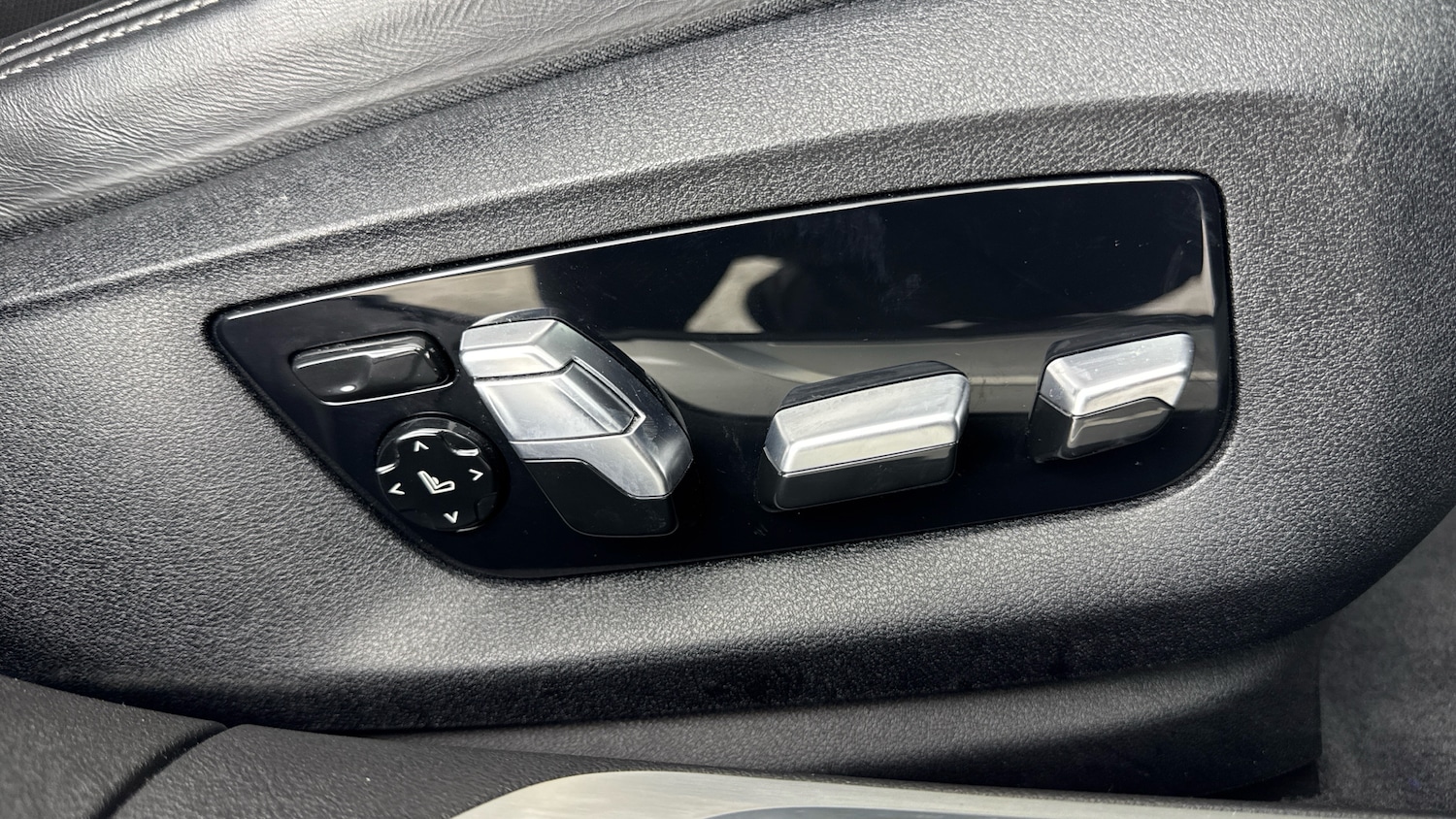 Used BMW 7 Series 2021 for sale - 77077241: Photo 41