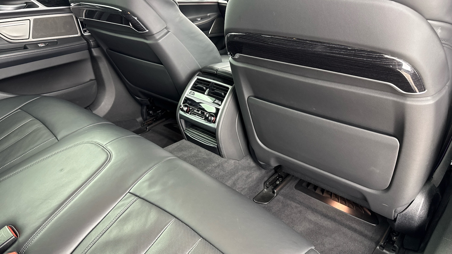 Used BMW 7 Series 2021 for sale - 77077241: Photo 50