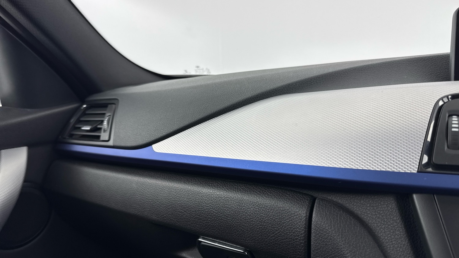 Used BMW 3 Series 2013 for sale - 76532578: Photo 28