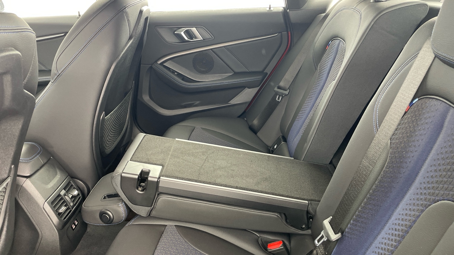 Used BMW 2 Series 2022 for sale - 76470904: Photo 38