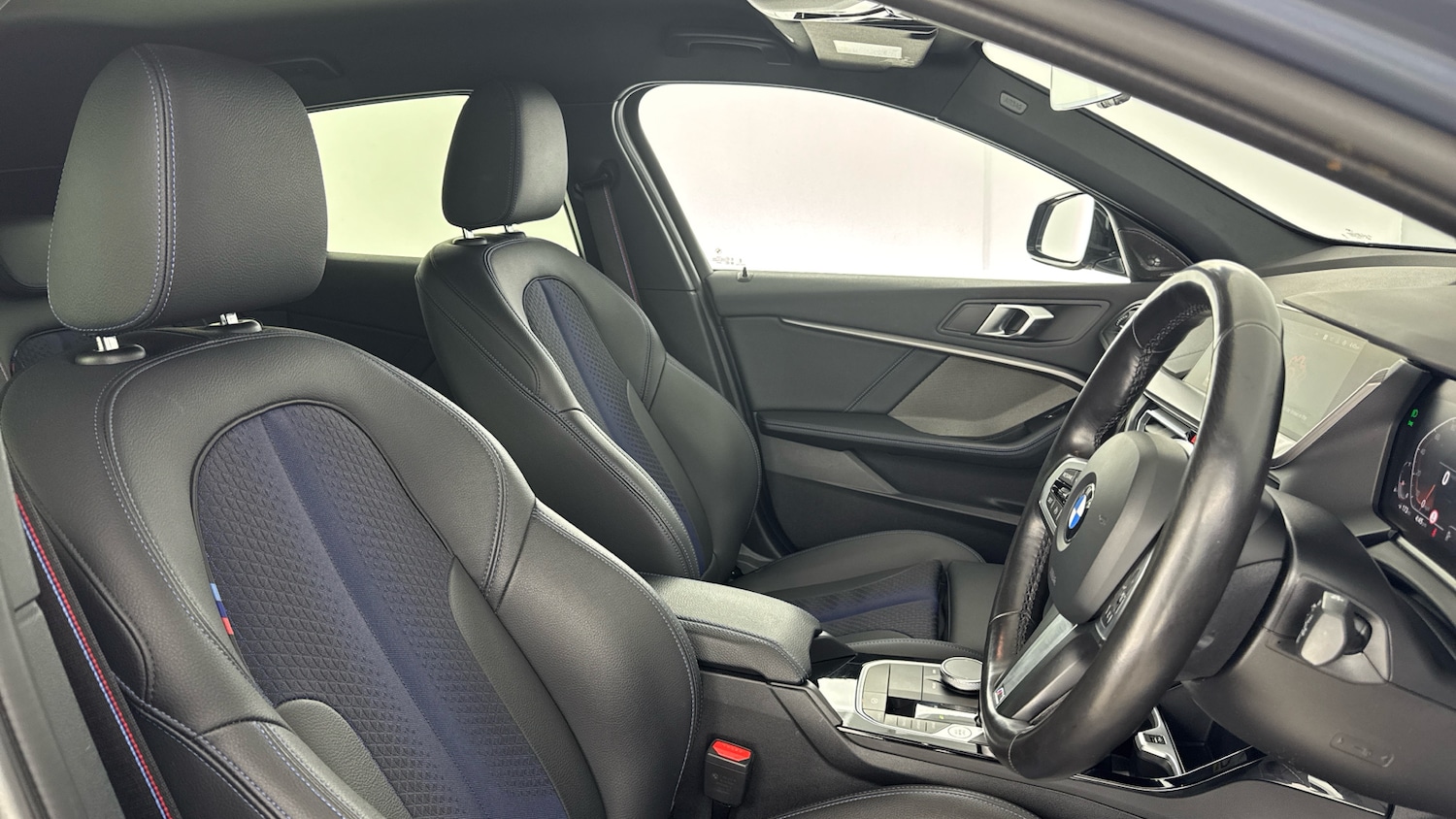 Used BMW 1 Series 2024 for sale - 77996923: Photo 11