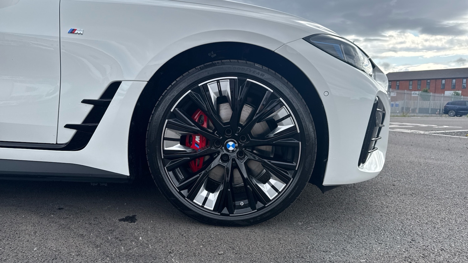 Used BMW i4 2025 for sale - 76480192: Photo 14