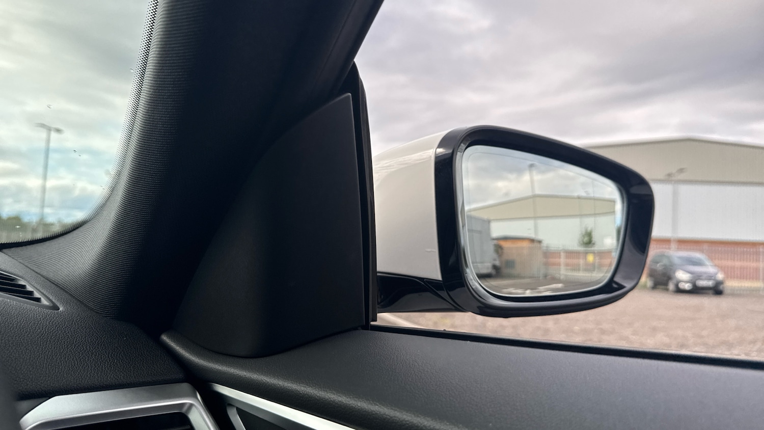 Used BMW i4 2025 for sale - 76480192: Photo 20